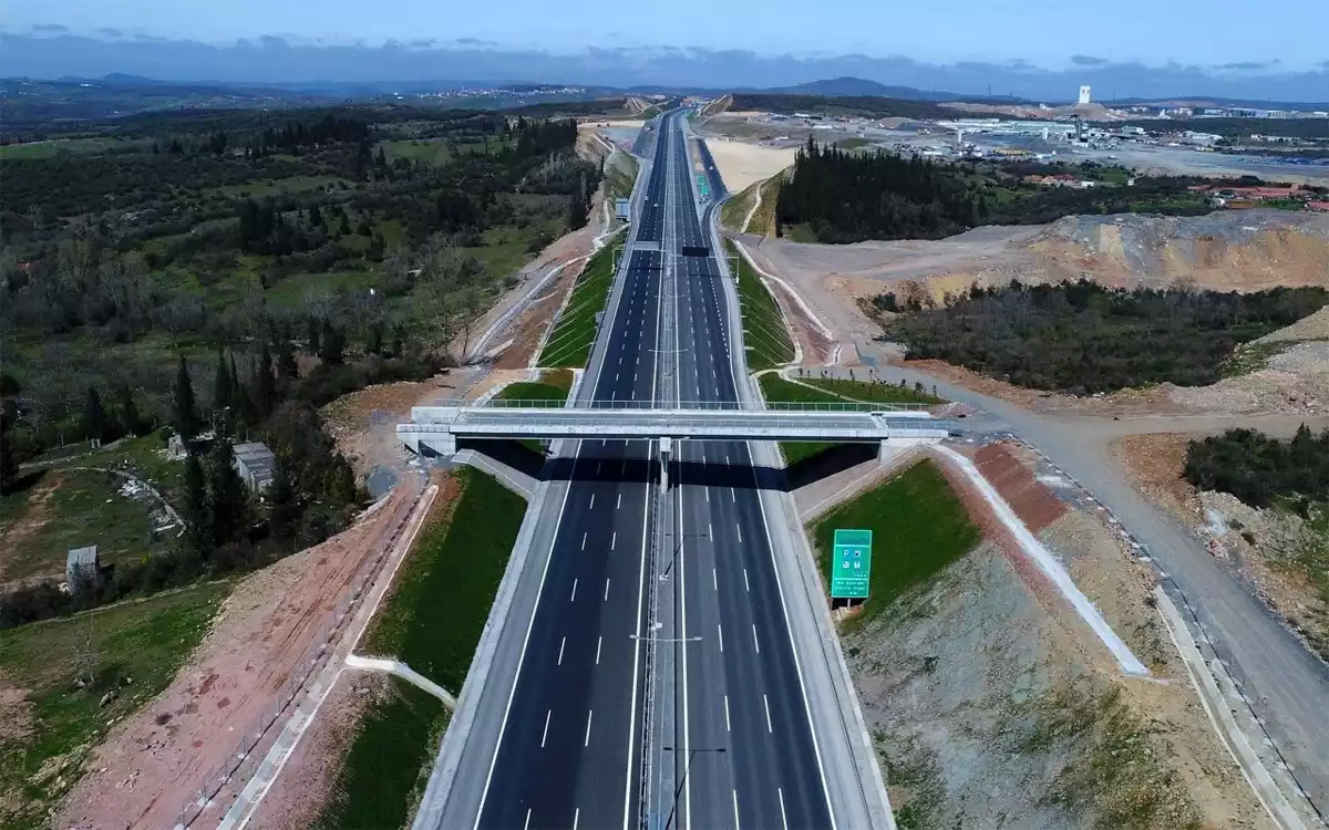 kilometre 27 üstgeçit köprüsü